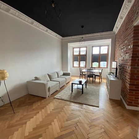 Wyjatkowy Apartament Blisko Rynku Apartment วรอตซวาฟ ภายนอก รูปภาพ
