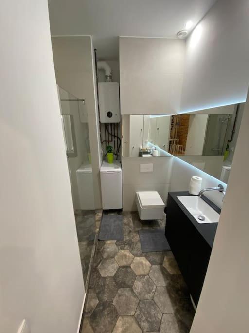 Wyjatkowy Apartament Blisko Rynku Apartment วรอตซวาฟ ภายนอก รูปภาพ